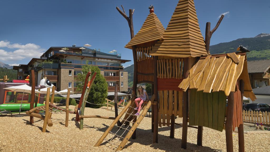 Alpina Zillertal . Family Lifestyle Kinderhotel Fuegen Luaran gambar